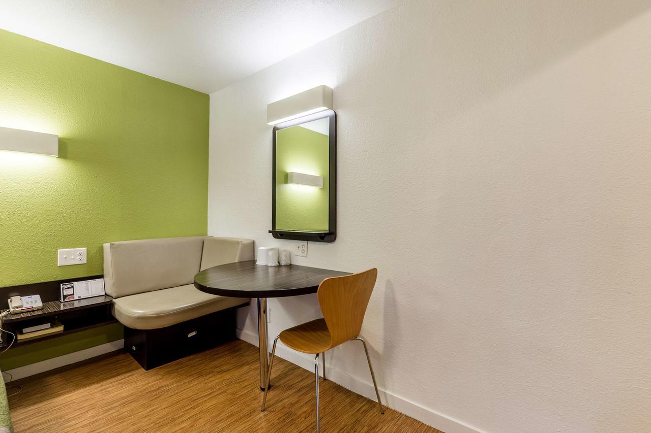 Motel 6 San Rafael Extérieur photo